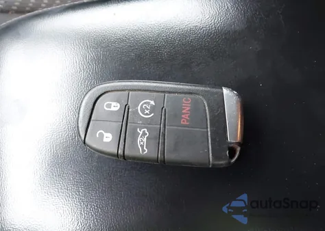 2017 Dodge Journey Sxt z USA, uszkodzony, nr VIN 3C4PDCBG6HT576074